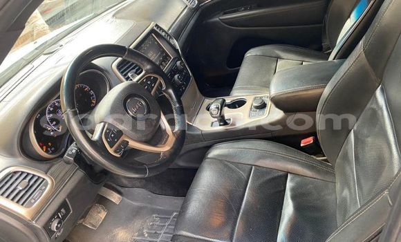 Acheter Occasion Voiture Jeep Grand Cherokee Blanc à Dakar, Dakar Acheter Occasion Voiture Jeep Grand Cherokee Blanc à Dakar, Dakar