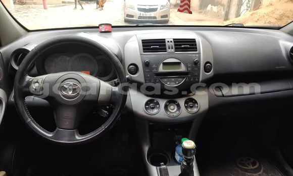 Acheter Occasion Voiture Toyota RAV4 Bleu à Dakar, Dakar Acheter Occasion Voiture Toyota RAV4 Bleu à Dakar, Dakar