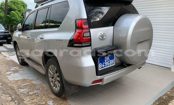 Buy Used Toyota Land Cruiser Prado Silver Car in Dakar in Dakar Buy Used Toyota Land Cruiser Prado Silver Car in Dakar in Dakar