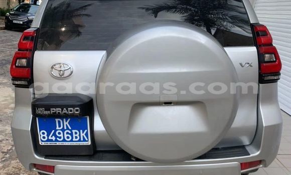 Buy Used Toyota Land Cruiser Prado Silver Car in Dakar in Dakar Buy Used Toyota Land Cruiser Prado Silver Car in Dakar in Dakar