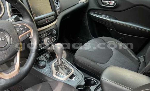 Acheter Occasion Voiture Jeep Cherokee Gris à Dakar, Dakar Acheter Occasion Voiture Jeep Cherokee Gris à Dakar, Dakar