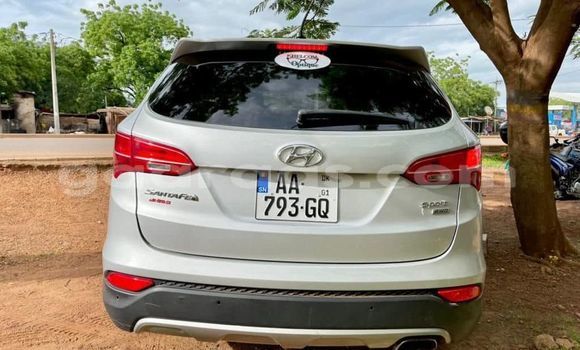 Acheter Occasion Voiture Hyundai Santa Fe Gris à Dakar, Dakar Acheter Occasion Voiture Hyundai Santa Fe Gris à Dakar, Dakar