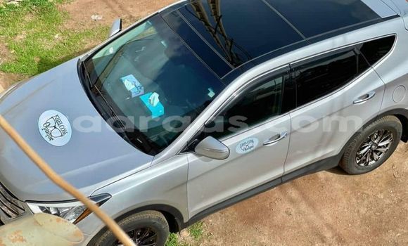 Acheter Occasion Voiture Hyundai Santa Fe Gris à Dakar, Dakar Acheter Occasion Voiture Hyundai Santa Fe Gris à Dakar, Dakar