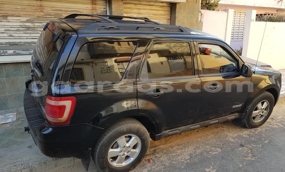 Acheter Occasion Voiture Ford Escape Noir à Dakar, Dakar Acheter Occasion Voiture Ford Escape Noir à Dakar, Dakar