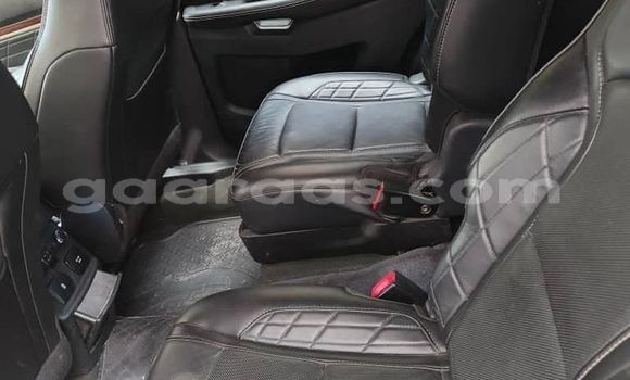 Acheter Occasion Voiture Ford Explorer Blanc à Dakar, Dakar Acheter Occasion Voiture Ford Explorer Blanc à Dakar, Dakar