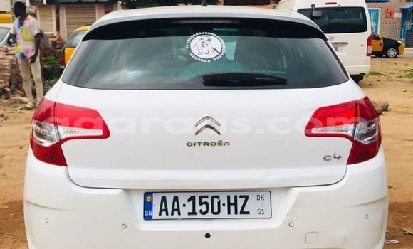 Buy Used Citroen C4 White Car in Dakar in Dakar Buy Used Citroen C4 White Car in Dakar in Dakar