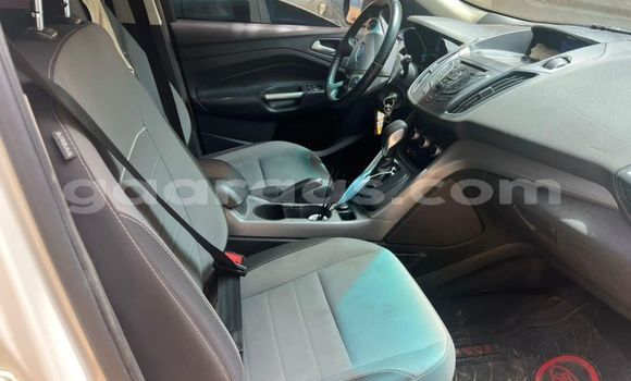 Acheter Occasion Voiture Ford Escape Noir à Dakar, Dakar Acheter Occasion Voiture Ford Escape Noir à Dakar, Dakar