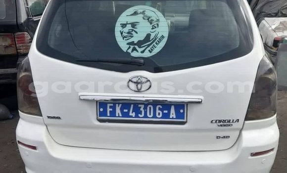 Acheter Occasion Voiture Toyota Verso Blanc à Dakar, Dakar Acheter Occasion Voiture Toyota Verso Blanc à Dakar, Dakar