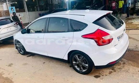 Acheter Occasion Voiture Ford Focus Blanc à Dakar, Dakar Acheter Occasion Voiture Ford Focus Blanc à Dakar, Dakar