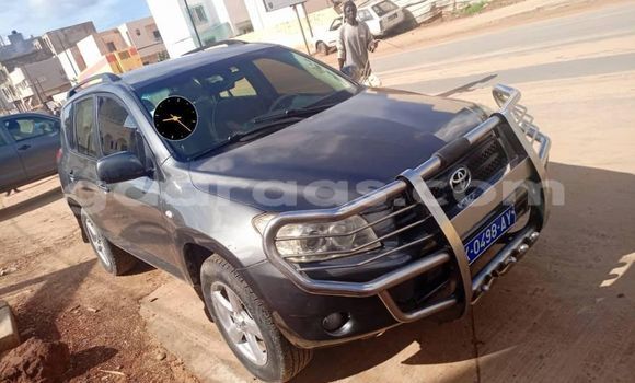 Acheter Occasion Voiture Toyota RAV4 Autre à Dakar, Dakar Acheter Occasion Voiture Toyota RAV4 Autre à Dakar, Dakar