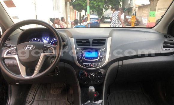 Acheter Occasion Voiture Hyundai Accent Noir à Dakar, Dakar Acheter Occasion Voiture Hyundai Accent Noir à Dakar, Dakar