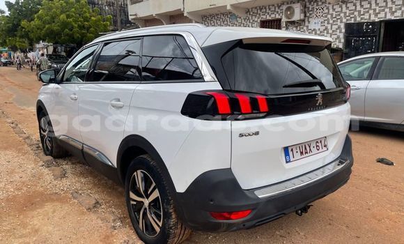 Acheter Occasion Voiture Peugeot 5008 Blanc à Dakar, Dakar Acheter Occasion Voiture Peugeot 5008 Blanc à Dakar, Dakar