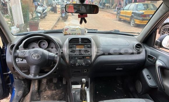 Acheter Occasion Voiture Toyota RAV4 Bleu à Dakar, Dakar Acheter Occasion Voiture Toyota RAV4 Bleu à Dakar, Dakar