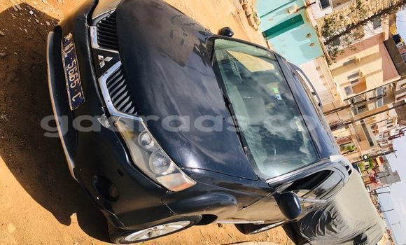 Buy Used Mitsubishi Outlander Black Car in Dakar in Dakar