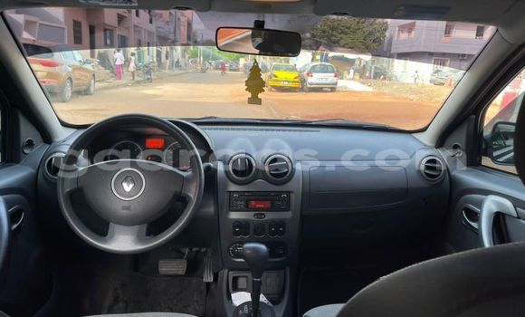 Dieundeu Occasion Renault Clio White Auto in Dakar in Dakar Dieundeu Occasion Renault Clio White Auto in Dakar in Dakar