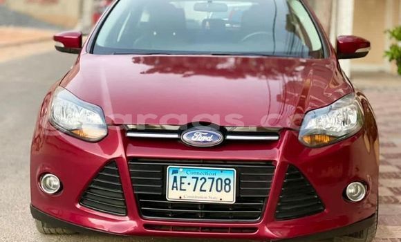 Acheter Occasion Voiture Ford Focus Rouge à Dakar, Dakar Acheter Occasion Voiture Ford Focus Rouge à Dakar, Dakar