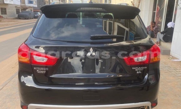 Dieundeu Occasion Mitsubishi Outlander Black Auto in Dakar in Dakar Dieundeu Occasion Mitsubishi Outlander Black Auto in Dakar in Dakar