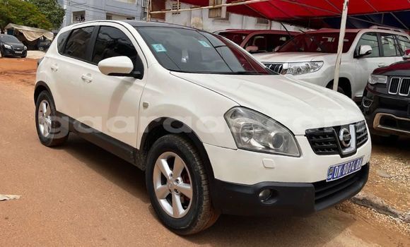 Dieundeu Occasion Nissan Qashqai White Auto in Dakar in Dakar