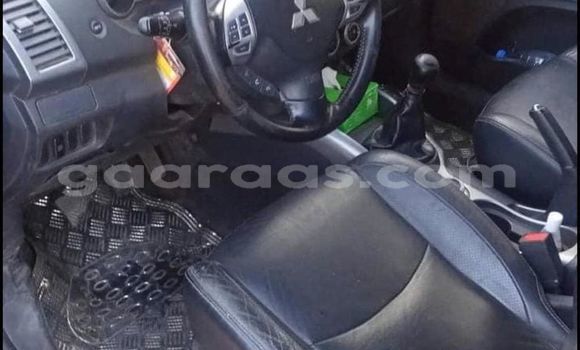 Acheter Occasion Voiture Mitsubishi Outlander Noir à Dakar, Dakar Acheter Occasion Voiture Mitsubishi Outlander Noir à Dakar, Dakar