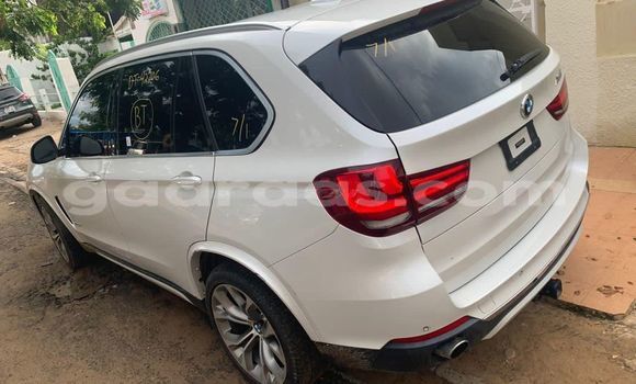 Acheter Occasion Voiture BMW X5 Blanc à Dakar, Dakar Acheter Occasion Voiture BMW X5 Blanc à Dakar, Dakar