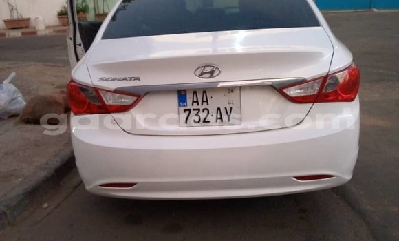 Acheter Occasion Voiture Hyundai Sonata Blanc à Dakar, Dakar Acheter Occasion Voiture Hyundai Sonata Blanc à Dakar, Dakar