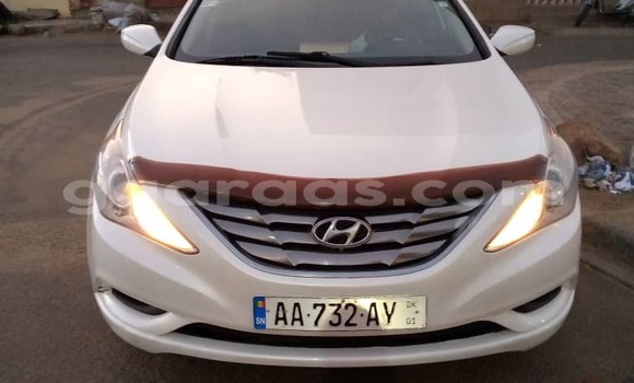 Acheter Occasion Voiture Hyundai Sonata Blanc à Dakar, Dakar Acheter Occasion Voiture Hyundai Sonata Blanc à Dakar, Dakar