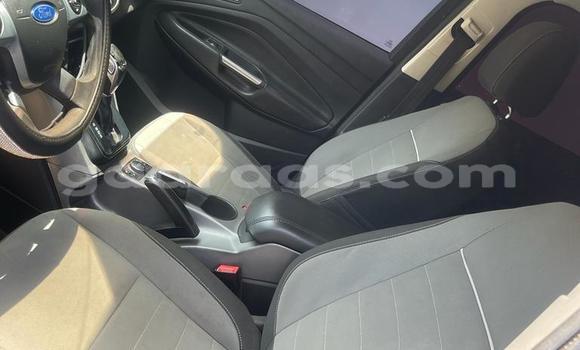 Acheter Occasion Voiture Ford Escape Blanc à Dakar, Dakar Acheter Occasion Voiture Ford Escape Blanc à Dakar, Dakar