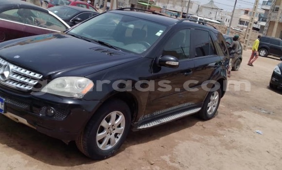 Dieundeu Occasion Mercedes‒Benz ML–Class Black Auto in Dakar in Dakar Dieundeu Occasion Mercedes‒Benz ML–Class Black Auto in Dakar in Dakar