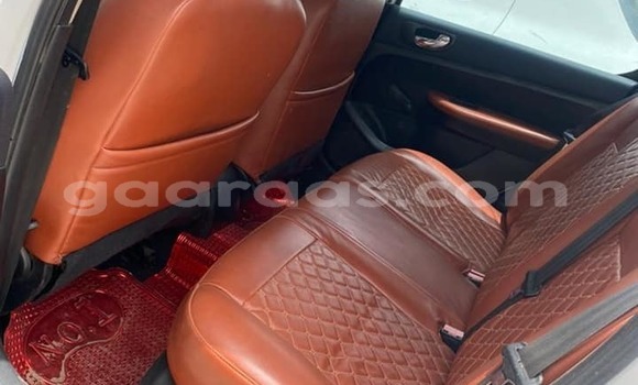 Buy Used Peugeot 307 White Car in Dakar in Dakar Buy Used Peugeot 307 White Car in Dakar in Dakar