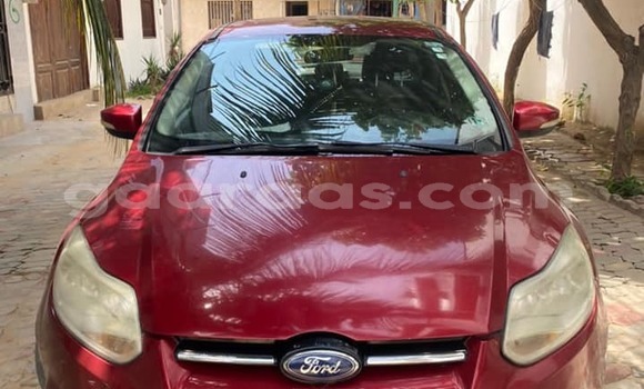 Acheter Occasion Voiture Ford Focus Rouge à Dakar, Dakar Acheter Occasion Voiture Ford Focus Rouge à Dakar, Dakar