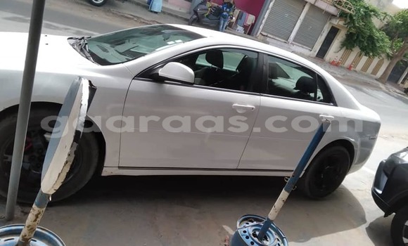 Acheter Occasion Voiture Chevrolet Malibu Blanc à Dakar, Dakar Acheter Occasion Voiture Chevrolet Malibu Blanc à Dakar, Dakar