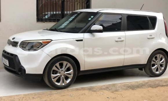 Acheter Occasion Voiture Kia Soul Blanc à Dakar, Dakar Acheter Occasion Voiture Kia Soul Blanc à Dakar, Dakar