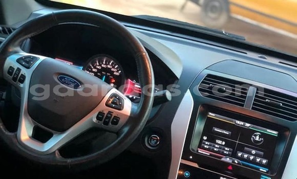 Buy Used Ford Explorer White Car in Dakar in Dakar Buy Used Ford Explorer White Car in Dakar in Dakar