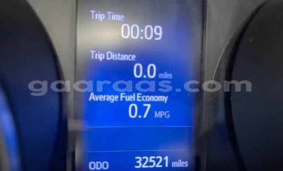 Buy Used Toyota C-HR White Car in Dakar in Dakar Buy Used Toyota C-HR White Car in Dakar in Dakar