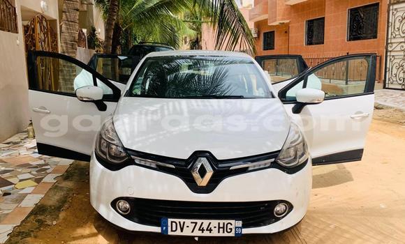 Acheter Occasion Voiture Renault Clio Blanc à Dakar, Dakar Acheter Occasion Voiture Renault Clio Blanc à Dakar, Dakar