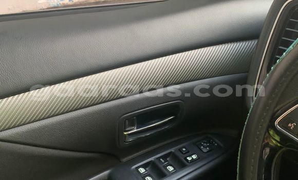 Buy Used Mitsubishi Outlander Silver Car in Dakar in Dakar Buy Used Mitsubishi Outlander Silver Car in Dakar in Dakar