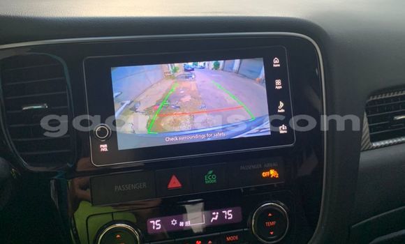 Buy Used Mitsubishi Outlander Silver Car in Dakar in Dakar Buy Used Mitsubishi Outlander Silver Car in Dakar in Dakar