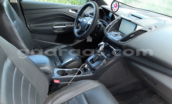 Dieundeu Occasion Ford Escape White Auto in Thiès in Région de Thiès