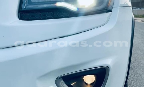 Acheter Occasion Voiture Jeep Grand Cherokee Blanc à Dakar, Dakar Acheter Occasion Voiture Jeep Grand Cherokee Blanc à Dakar, Dakar