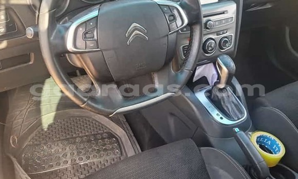 Acheter Occasion Voiture Citroen C4 Gris à Dakar, Dakar Acheter Occasion Voiture Citroen C4 Gris à Dakar, Dakar