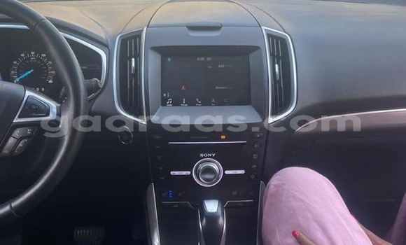 Acheter Occasion Voiture Ford Edge Noir à Dakar, Dakar Acheter Occasion Voiture Ford Edge Noir à Dakar, Dakar