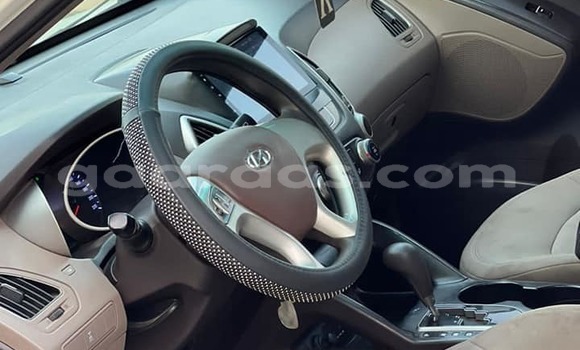 Acheter Occasion Voiture Hyundai ix35 Blanc à Dakar, Dakar Acheter Occasion Voiture Hyundai ix35 Blanc à Dakar, Dakar