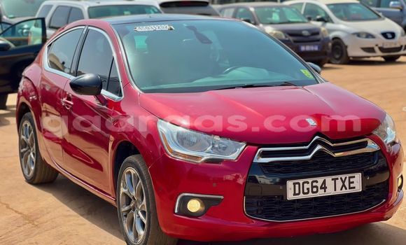 Acheter Import Voiture Citroen DS4 Rouge à Dakar, Dakar Acheter Import Voiture Citroen DS4 Rouge à Dakar, Dakar