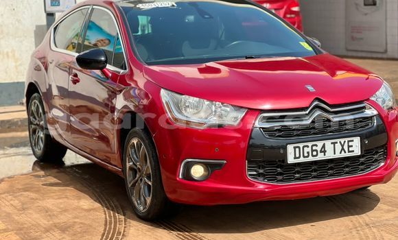 Acheter Import Voiture Citroen DS4 Rouge à Dakar, Dakar Acheter Import Voiture Citroen DS4 Rouge à Dakar, Dakar