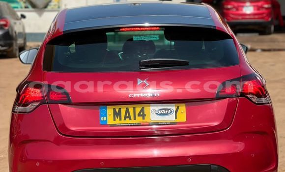 Acheter Import Voiture Citroen DS4 Rouge à Dakar, Dakar Acheter Import Voiture Citroen DS4 Rouge à Dakar, Dakar