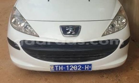 Buy Used Peugeot 207 White Car in Dakar in Dakar