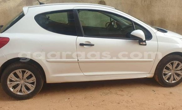 Dieundeu Occasion Peugeot 207 White Auto in Dakar in Dakar Dieundeu Occasion Peugeot 207 White Auto in Dakar in Dakar