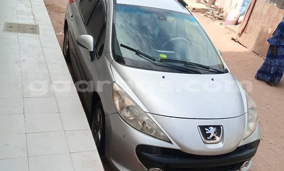 Dieundeu Occasion Peugeot 207 Silver Auto in Dakar in Dakar Dieundeu Occasion Peugeot 207 Silver Auto in Dakar in Dakar