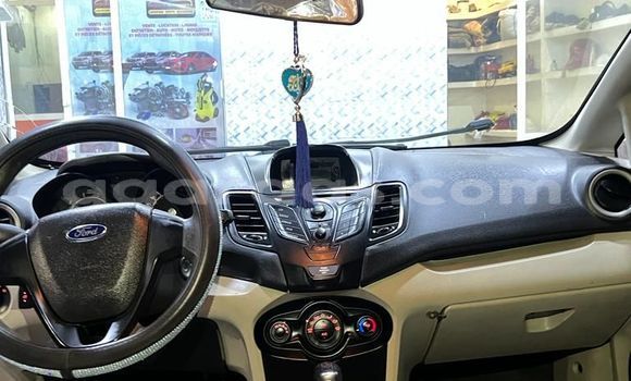 Acheter Occasion Voiture Ford Fiesta Bleu à Dakar, Dakar Acheter Occasion Voiture Ford Fiesta Bleu à Dakar, Dakar