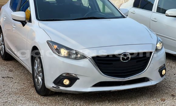 Acheter Import Voiture Mazda 3 Blanc à Dakar, Dakar